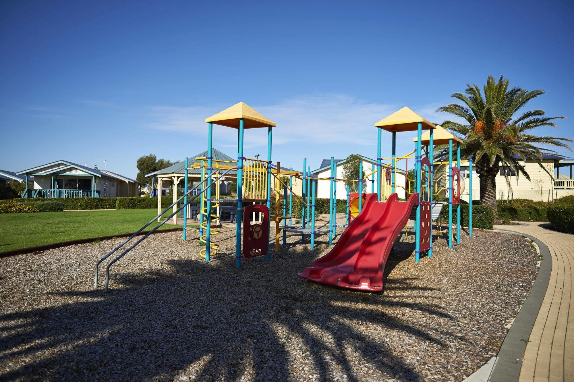 The Retreat West Beach Parks Adelaïde Extérieur photo